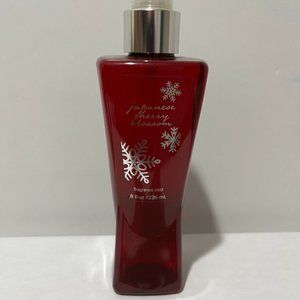 Bath & Body Works Japanese Cherry Blossom Snowflakes Fragrance Mist 8 oz